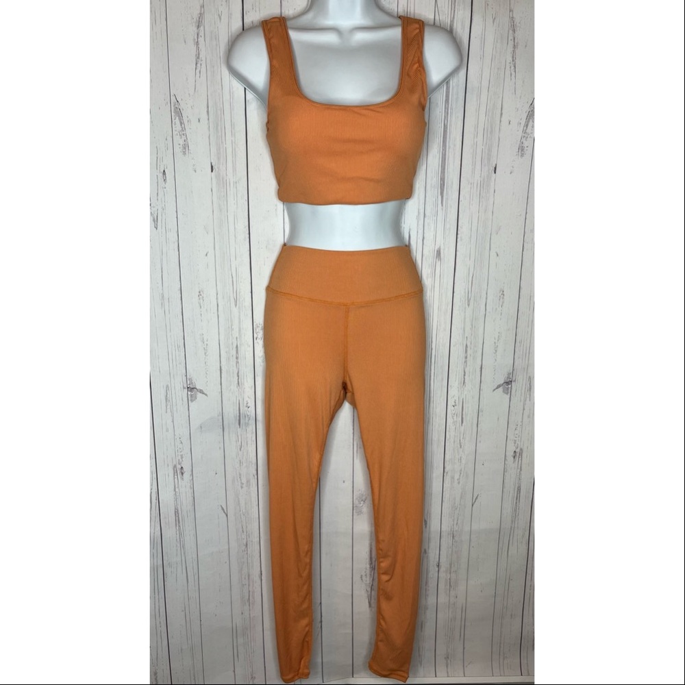 Women's Size Small Orange Sports Bra & Yoga Leggings Two-Piece Set Gym Workout